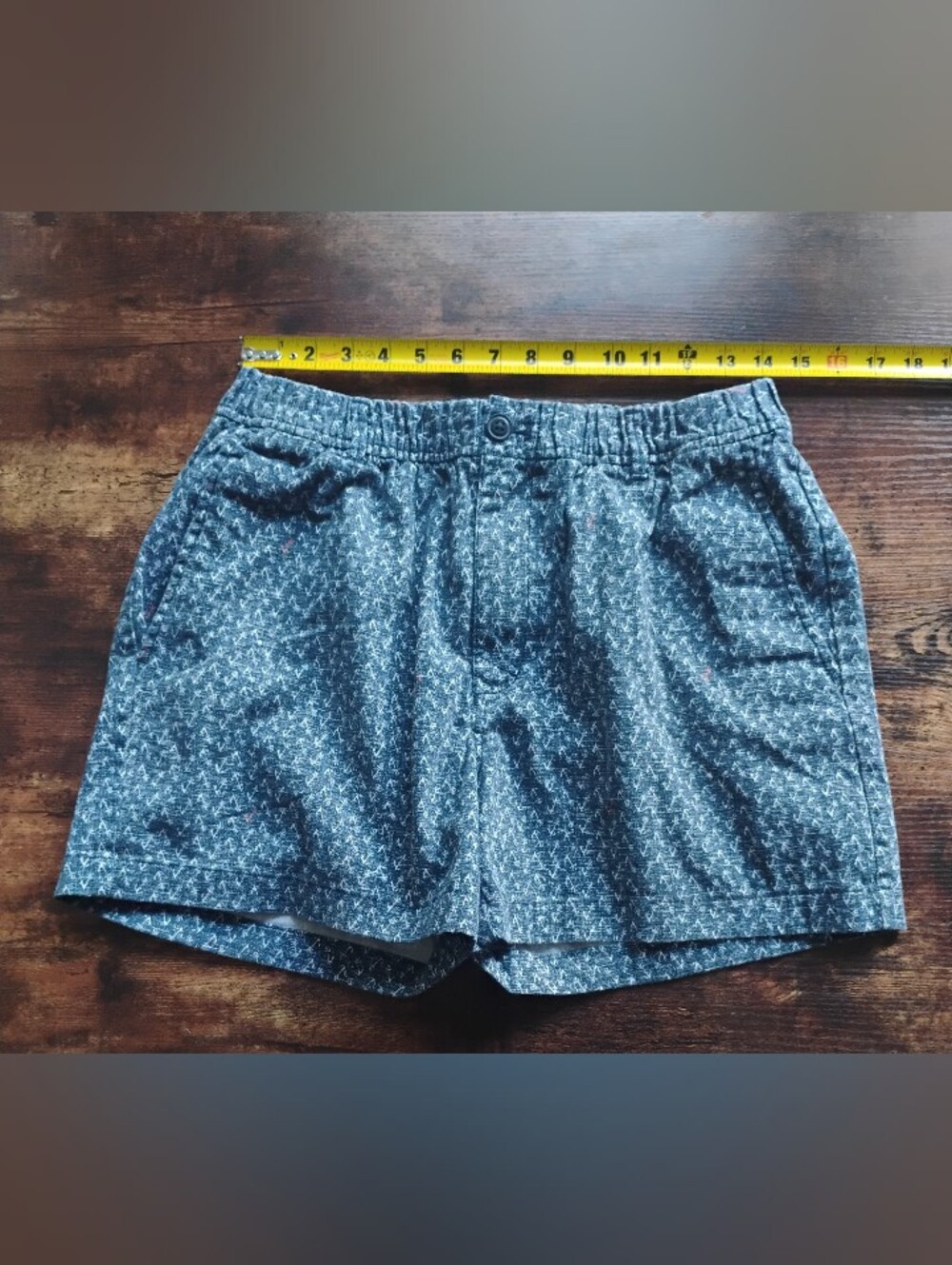 Izod Navy Micro-Print Athletic Shorts